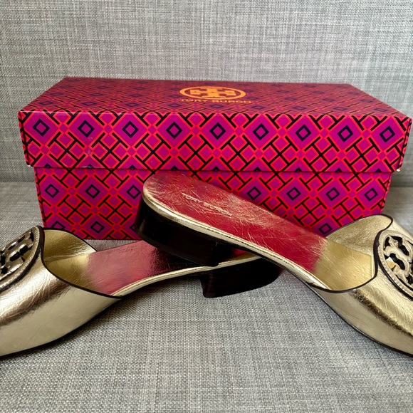 Tory Burch Bombe Miller Tibi Metal Gold Slide Sandals - Picture 8 of 8